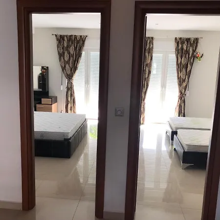 Apartment Irida 2 *